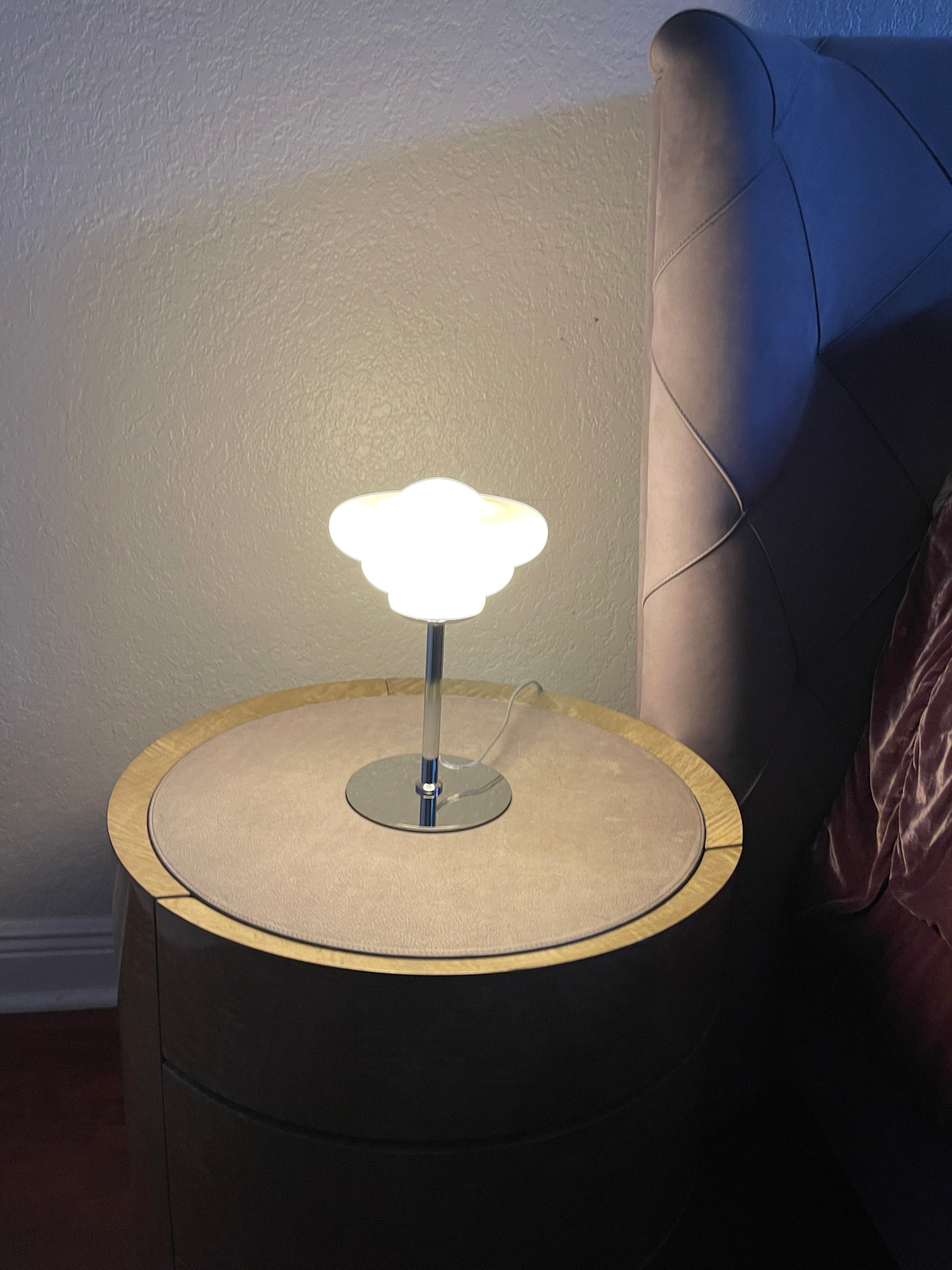 Object 985 Retro inspired MCM mushroom ufo table lamp